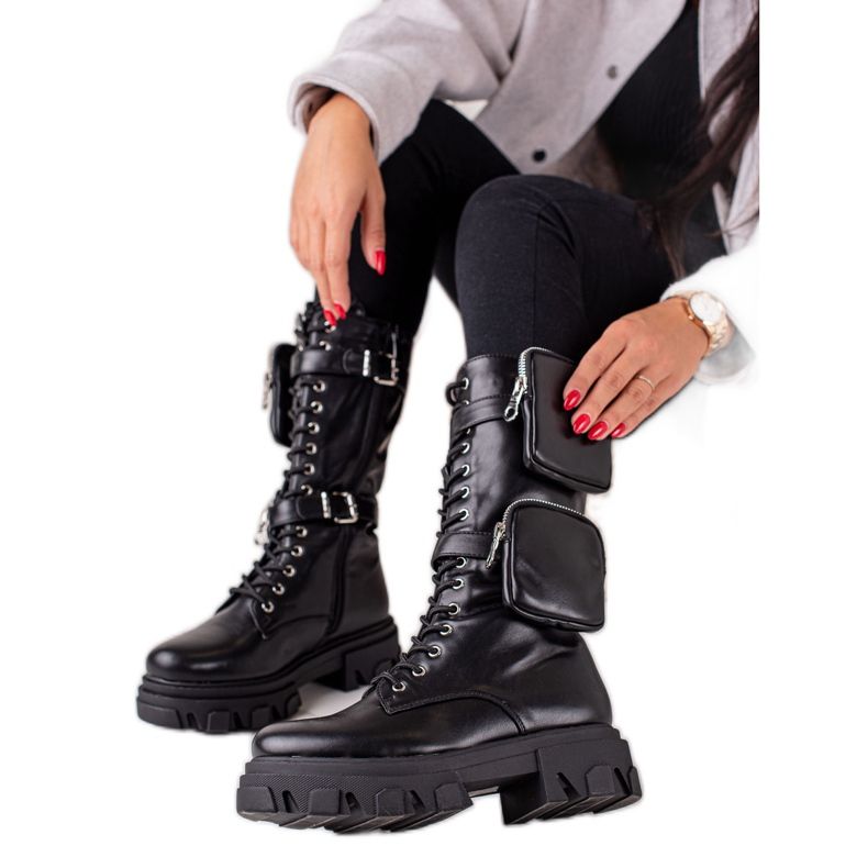 Bestelle Botas altas con bolsillos negro