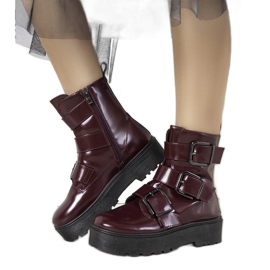 Botas granate en la plataforma Austin rojo