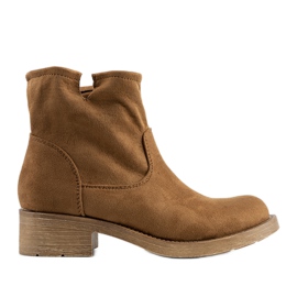 Botas Orva de tacón plano camel marrón