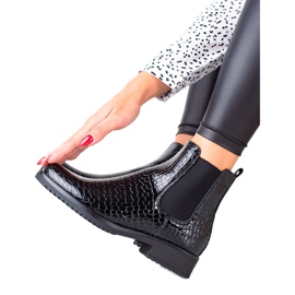 Botas de moda en la cremallera VINCEZA. negro