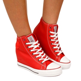 Zapatillas en la cuña Cross Jeans W II2R4026C rojo blanco