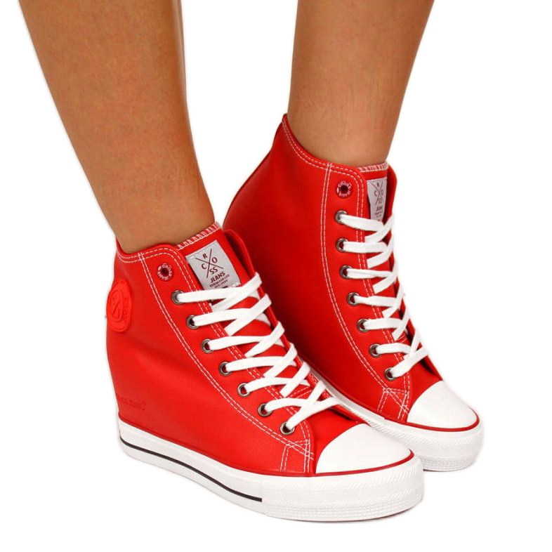 Zapatillas en la cuña Cross Jeans W II2R4026C rojo blanco