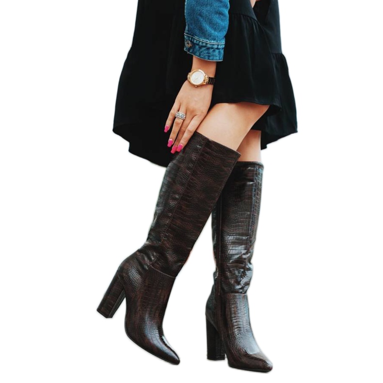 Botas marrones en el puesto de Phoebo marrón negro