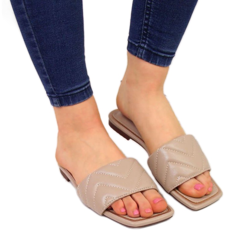 Pantuflas acolchadas S. Barski W OLI103B beige