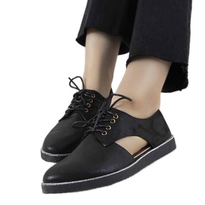 Zapatos negros Karley de corte bajo brillante