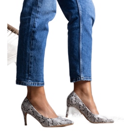 Zapatos de salón beige con estampado de piel de serpiente Nickle
