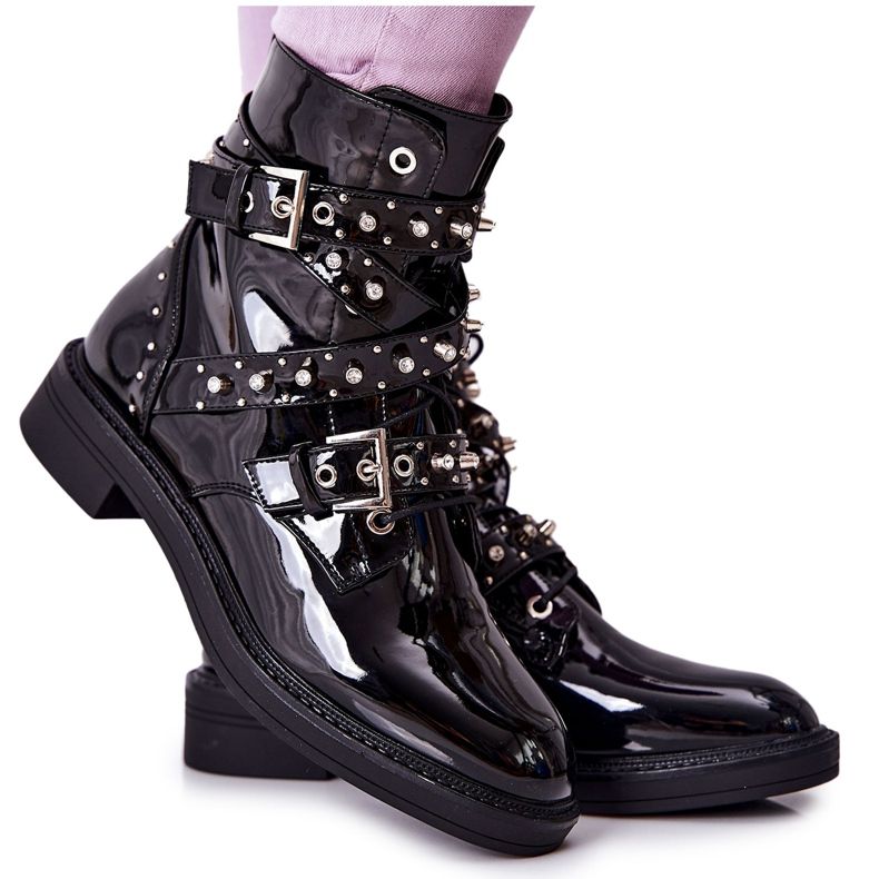 Botas lacadas con tiras loristas negras negro