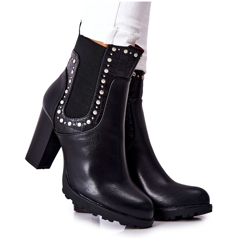 PG1 Botas en un poste con Wissey Jets negros