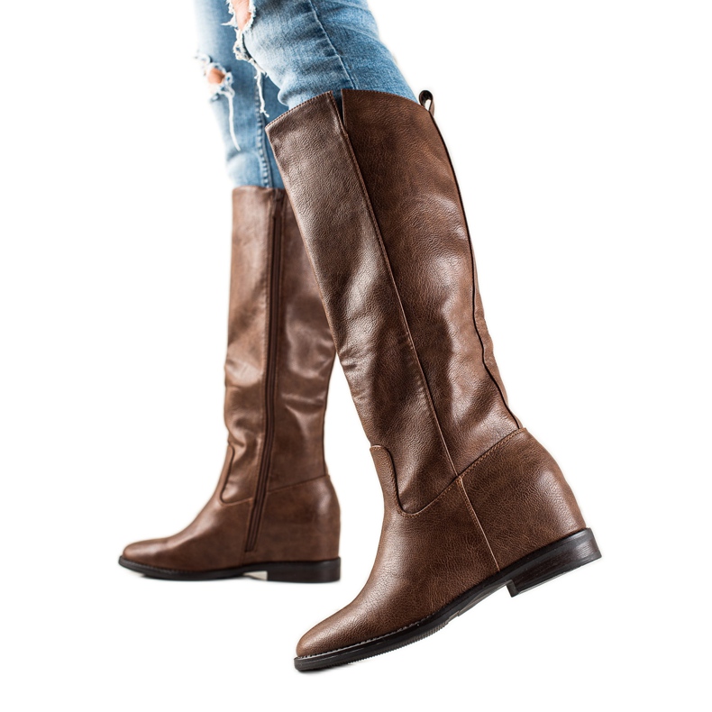 TRENDI Botas de cuña marrón