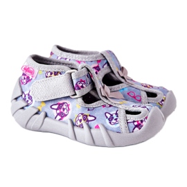 BEFADO S.A. Pantuflas Inblu Con Velcro 190P093 Gris-Azul