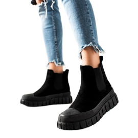 TRENDI Botines Chelsea con estilo en la plataforma negro