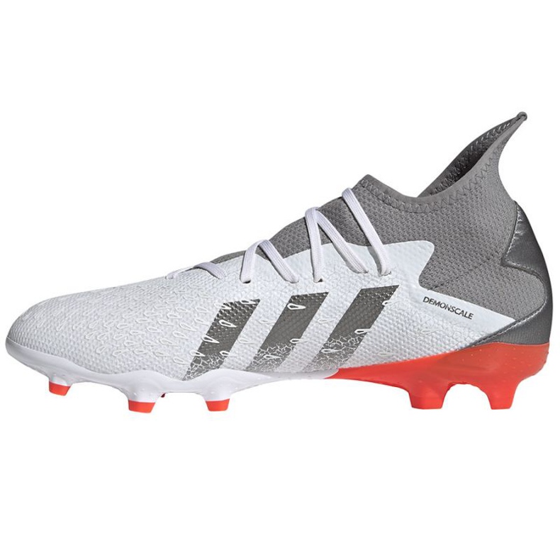 Botas de fútbol adidas Predator Freak.3 Fg M FY6276 gris blanco blanco
