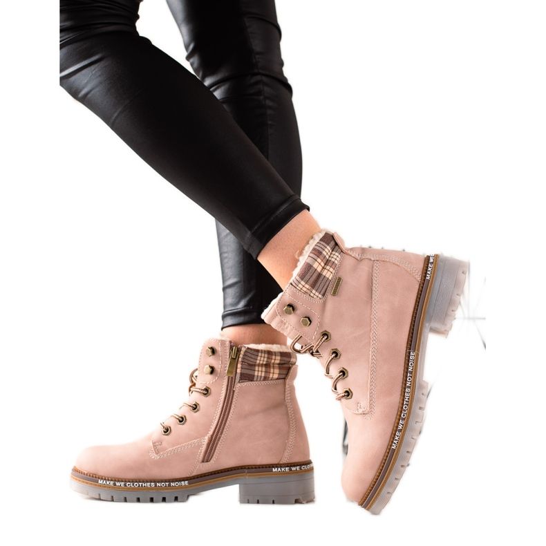 Goodin Tramperos aislados hechos de cuero ecológico rosado Goodin Tramperos aislados hechos de cuero ecológico rosado