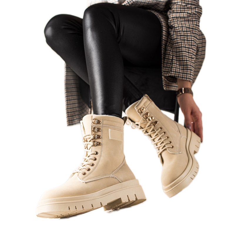 TRENDI Tramperos beige clásicos