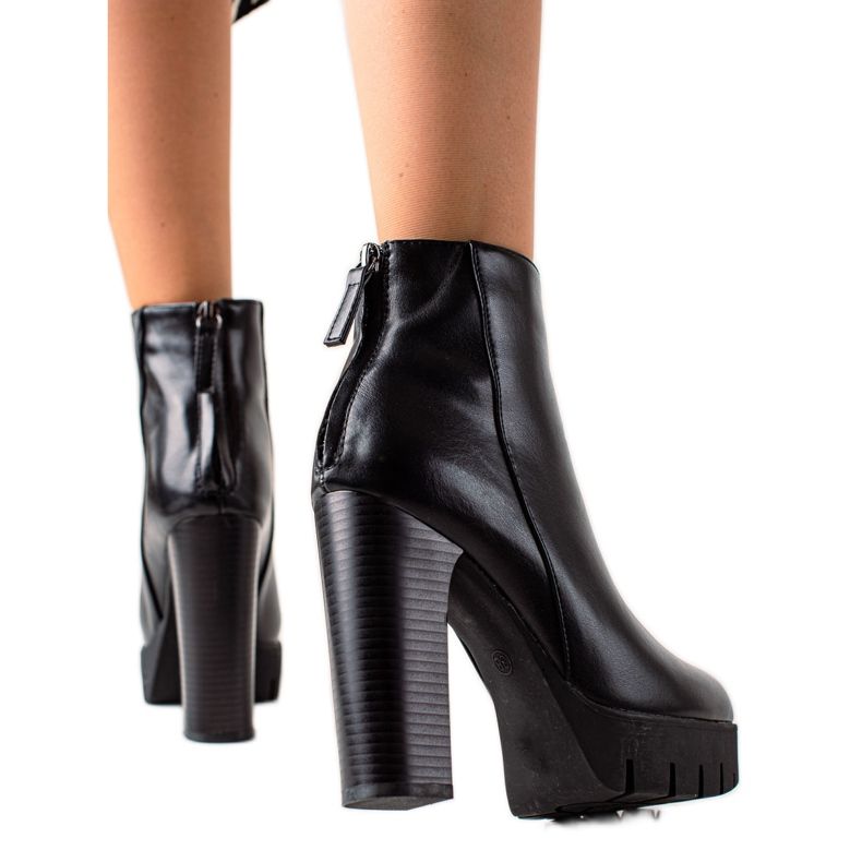 Camo Botas en tacones altos y plataforma negro