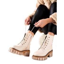 Seastar Botas tramperos en la plataforma beige