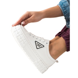 Goodin Zapatillas con cuero ecológico en la plataforma blanco
