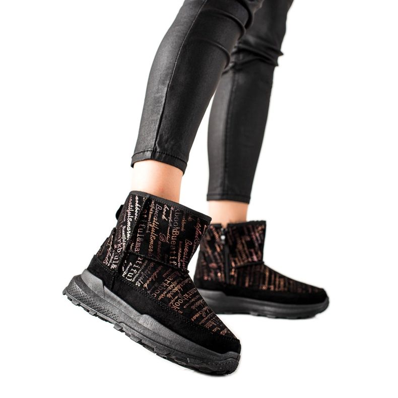 TRENDI Mukluki caliente en la plataforma negro dorado