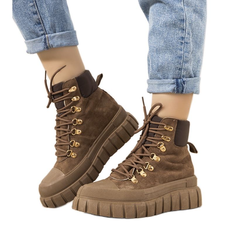 Botas con cordones de mujer con aislamiento marrón de Calabresi