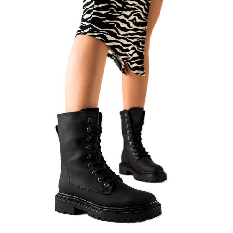 Erynn Trabajadores clásicos con cordones negros