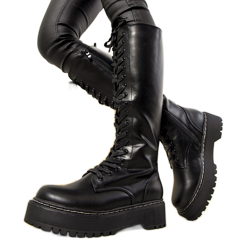 Botas de mujer negras con aislamiento de Patino negro