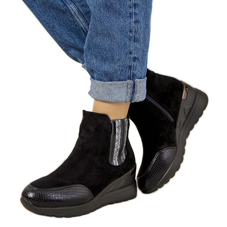 Botas negras sobre una cuña aislante Trento negro Botas negras sobre una cuña aislante Trento negro