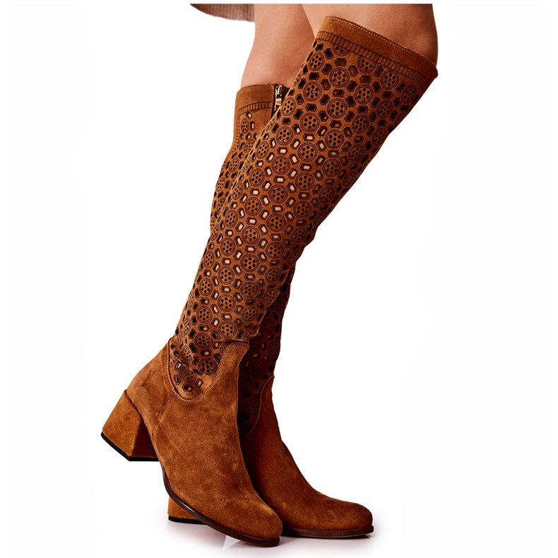 PA2 Botas de ante marrón Hekilea con patrón calado