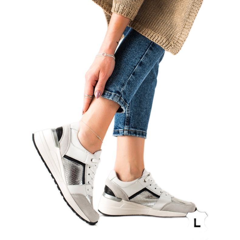 Evento Zapatillas deportivas de cuero blanco plata