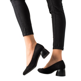 M.Daszyński Bombas negras en tacones bajos negro