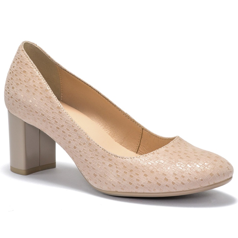 Marco Shoes Zapatos Marco beige lisos y cómodos