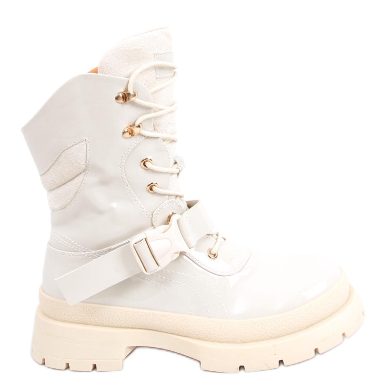 Botas Jens Beige con barniz militar Botas Jens Beige con barniz militar