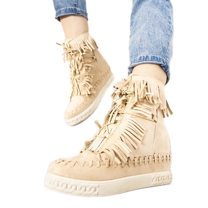 Zapatillas Dias con cuña beige