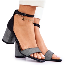 PA2 Sandalias De Piel On A Bar Negro Y Plata Lorene
