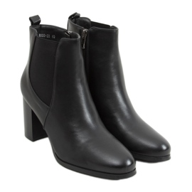 Botines clásicos de tacón de Elvira Black negro