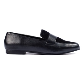Zapatos negros con pelo
