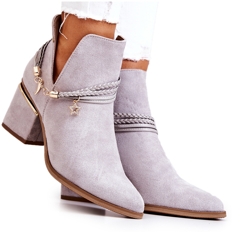 PS1 Botas Vaqueras De Ante Gris Con Rayas Inessa