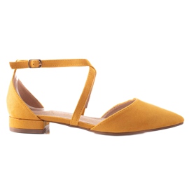 Sabatina Bombas mostaza en Spitz amarillo