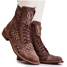 Bota piel calada Nicole Marrón 2695