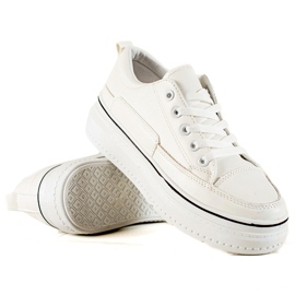 TRENDI Zapatillas con estilo en la plataforma blanco