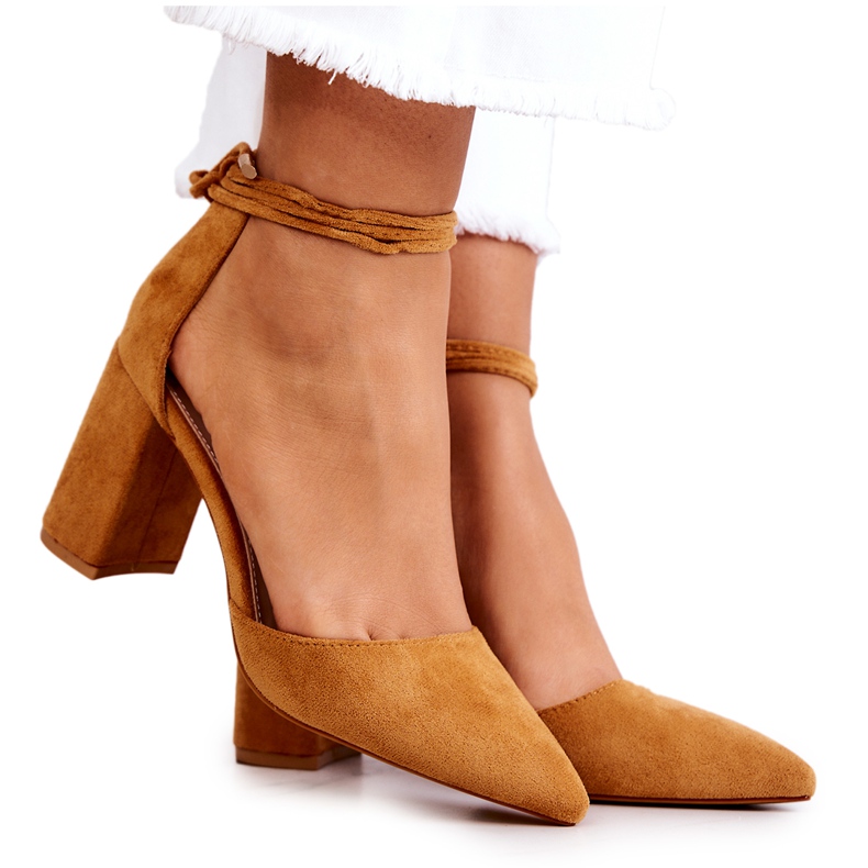 FB2 bombas en un bar atado camello lettice marrón amarillo FB2 bombas en un bar atado camello lettice marrón amarillo