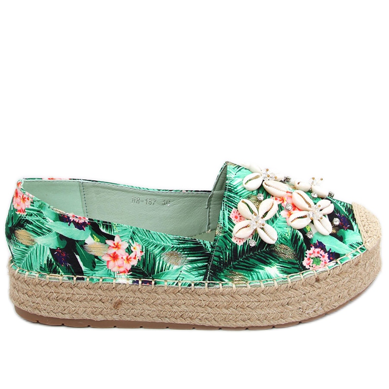 Alpargatas Elif Green con conchas verde