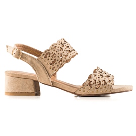 Sandalias VINCEZA con circonitas cúbicas beige
