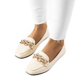 Mocasín beige con cadena Tillison
