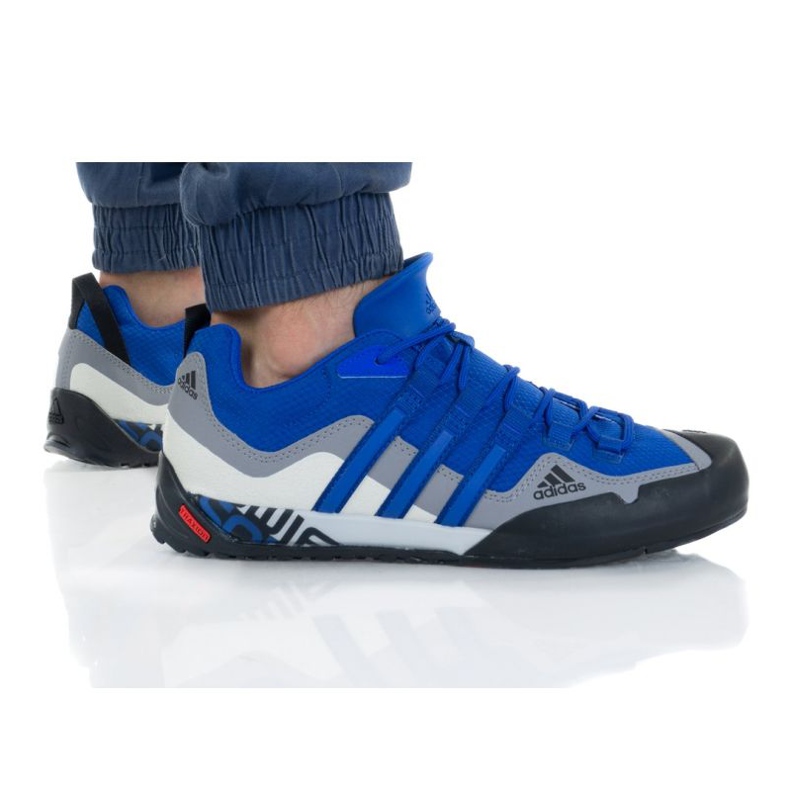 Zapatillas Adidas Terrex Swift Solo M S29256 negro azul gris