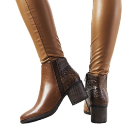 Botas aislantes marrones Villa marrón