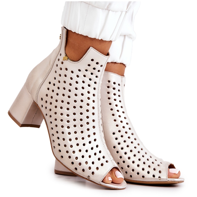 Botas Cuero Calado Maciejka 05420-04 Beige