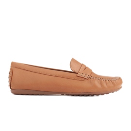 Marco Shoes Cómodos mocasines fabricados en piel suave. marrón