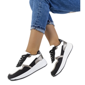 Zapatillas Mazzanta negras blanco