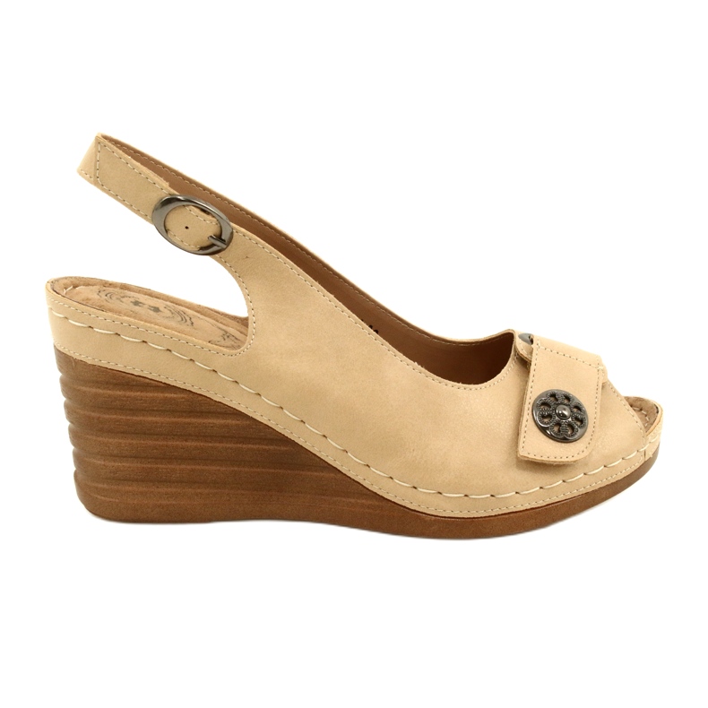 Sandalias de cuña para mujeres con decoración Evento 22SD98-4544 beige