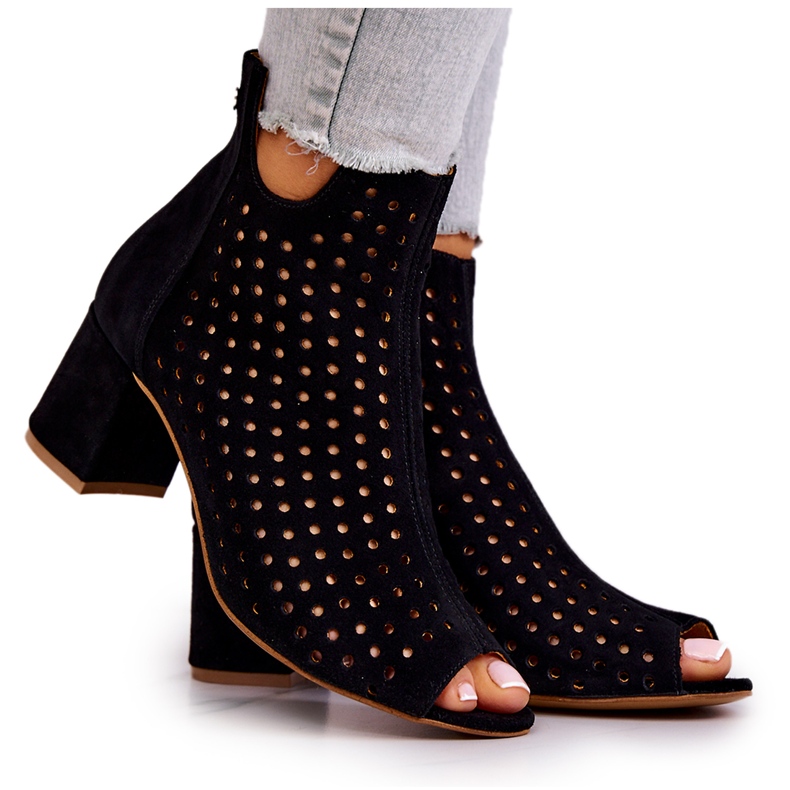 Botas de cuero calado Maciejka 05420-43 Negro